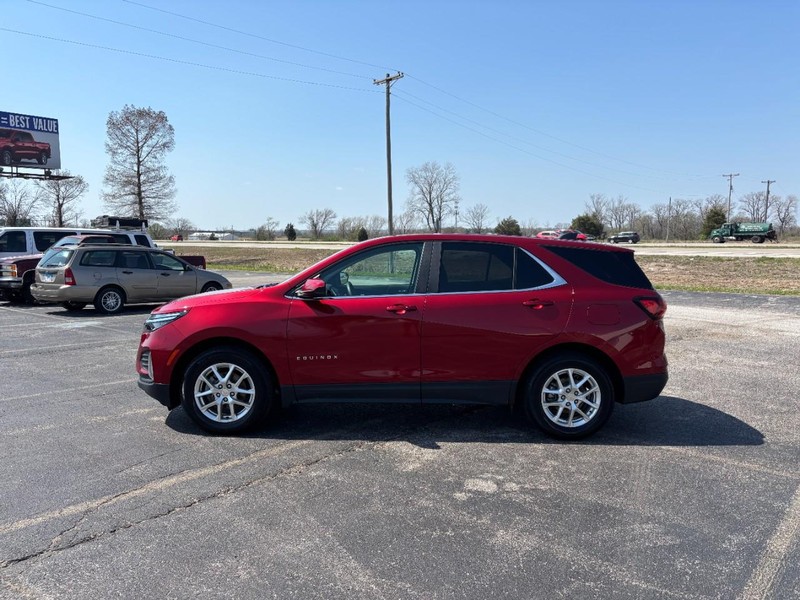Chevrolet Equinox Vehicle Full-screen Gallery Image 2