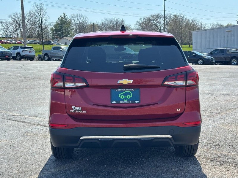 Chevrolet Equinox Vehicle Full-screen Gallery Image 4