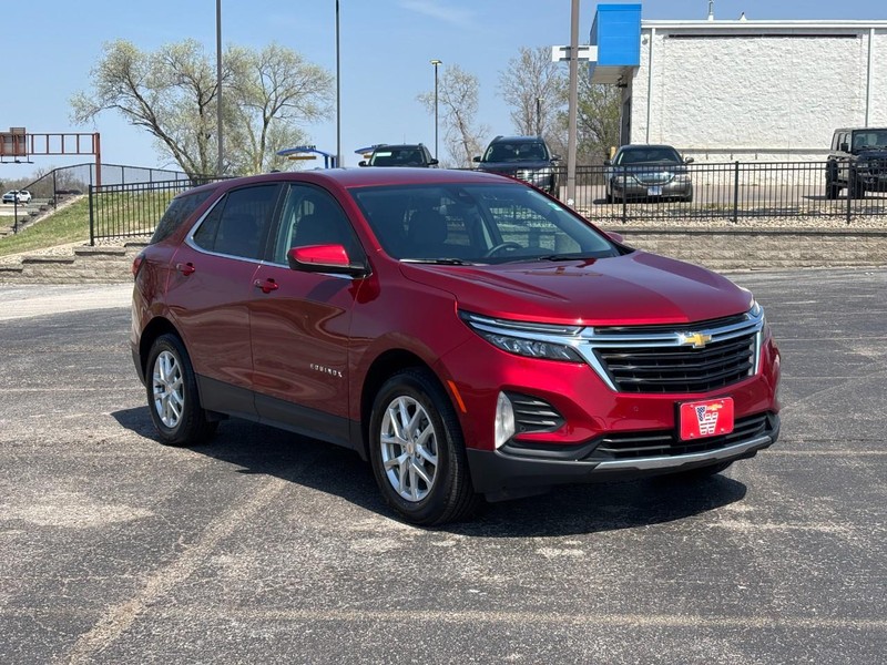 Chevrolet Equinox Vehicle Full-screen Gallery Image 7