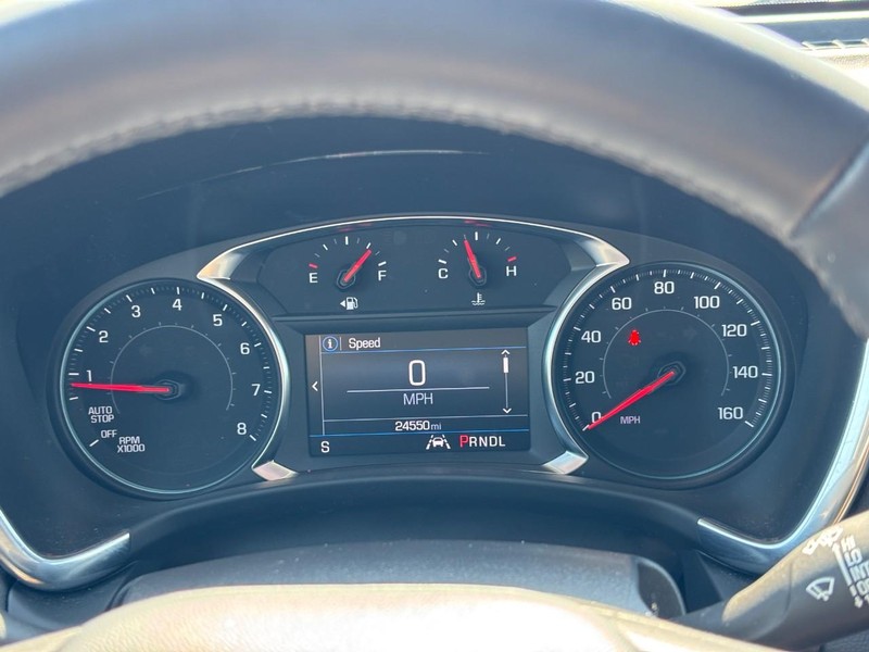 Chevrolet Equinox Vehicle Full-screen Gallery Image 19