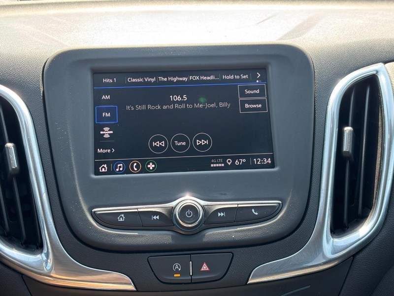 Chevrolet Equinox Vehicle Full-screen Gallery Image 20