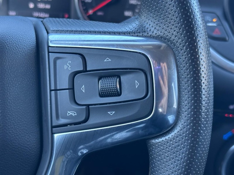 Chevrolet Blazer Vehicle Full-screen Gallery Image 18