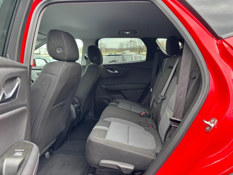 Chevrolet Blazer Vehicle Full-screen Gallery Image 10