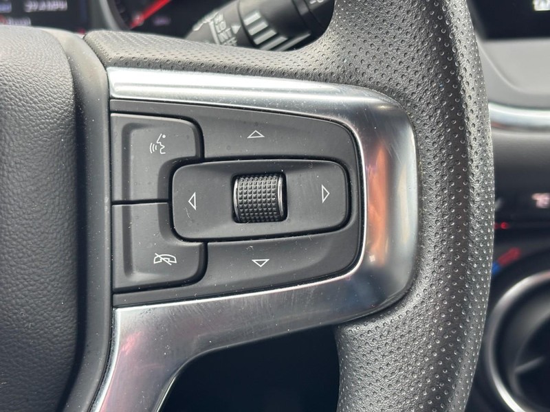 Chevrolet Blazer Vehicle Full-screen Gallery Image 18