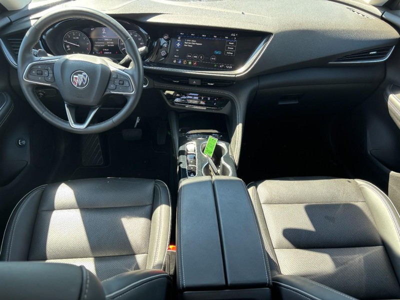 Buick Envision Vehicle Full-screen Gallery Image 11