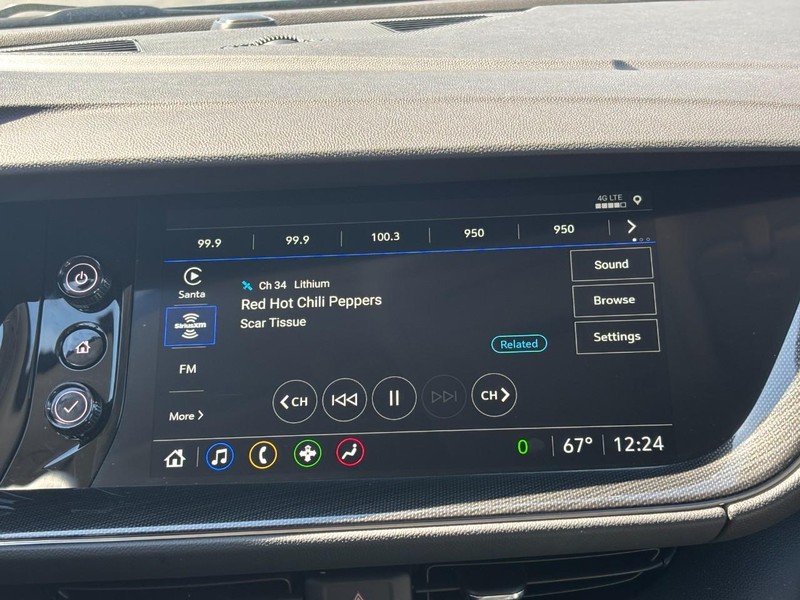 Buick Envision Vehicle Full-screen Gallery Image 20