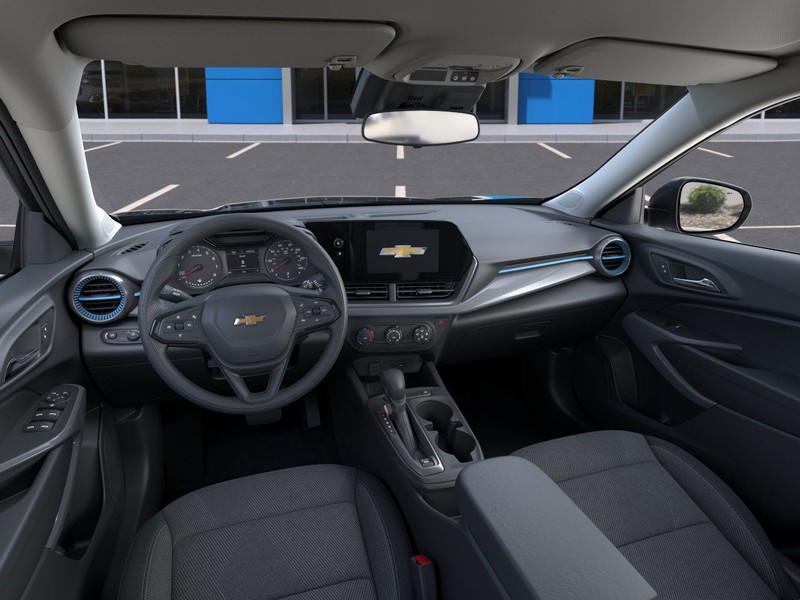 Chevrolet Trax Vehicle Full-screen Gallery Image 15