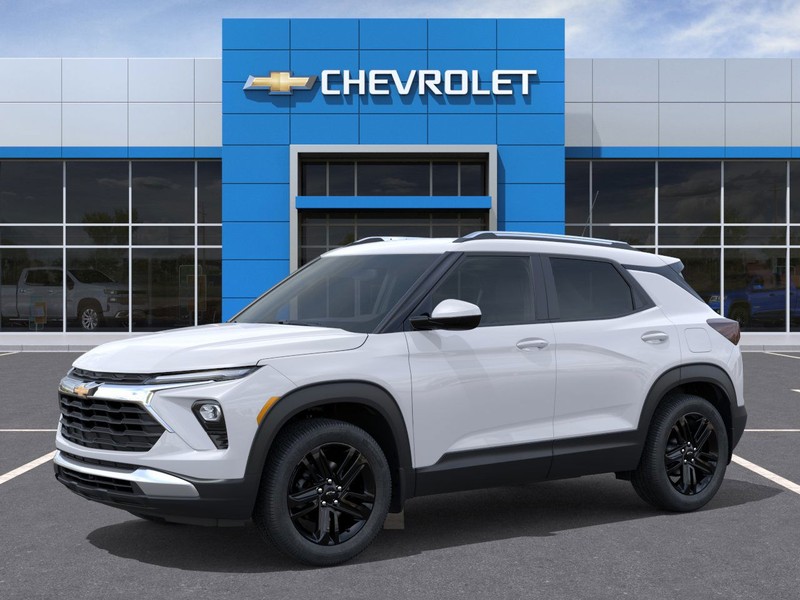 Chevrolet Trailblazer Vehicle Full-screen Gallery Image 2