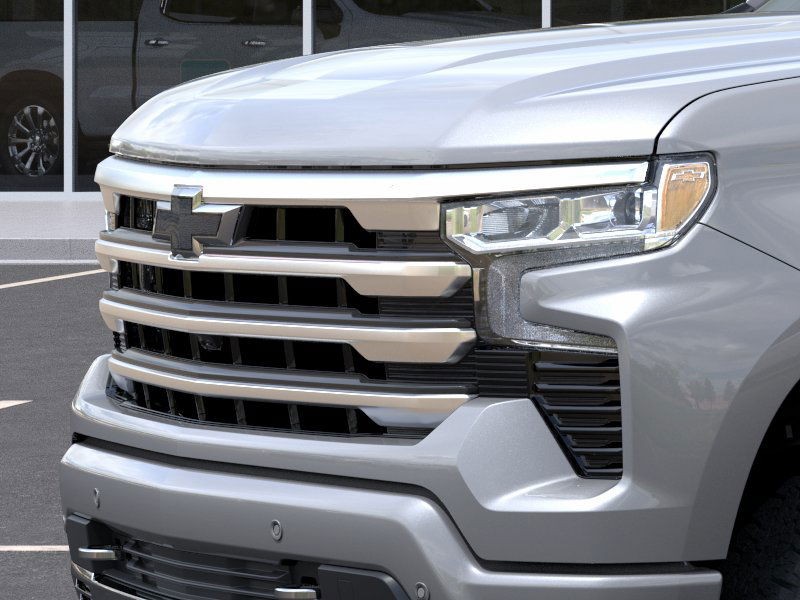 Chevrolet Silverado 1500 Vehicle Full-screen Gallery Image 13