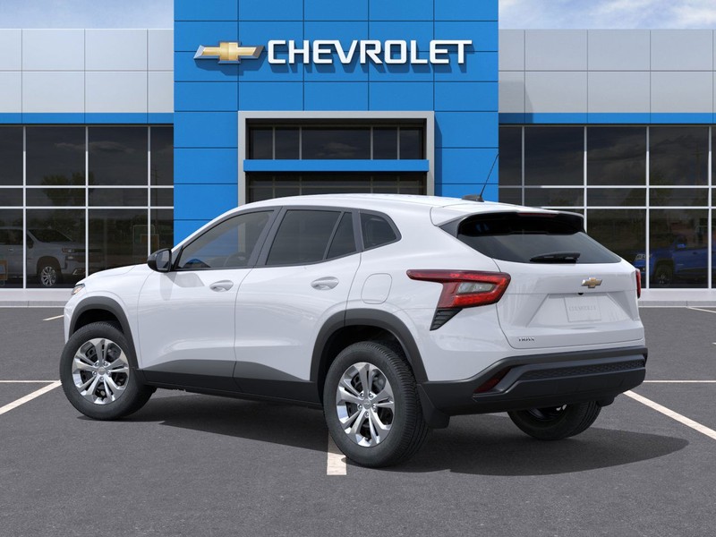 Chevrolet Trax Vehicle Full-screen Gallery Image 3