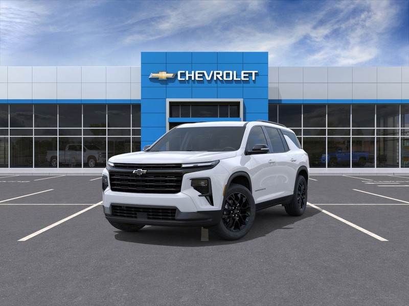 Chevrolet Traverse Vehicle Full-screen Gallery Image 8