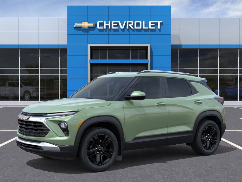 Chevrolet Trailblazer Vehicle Full-screen Gallery Image 2