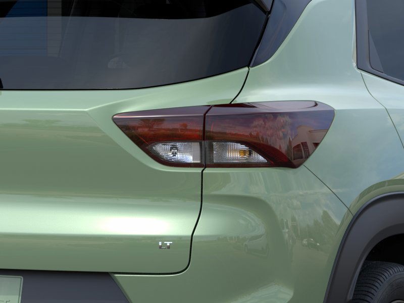 Chevrolet Trailblazer Vehicle Full-screen Gallery Image 11