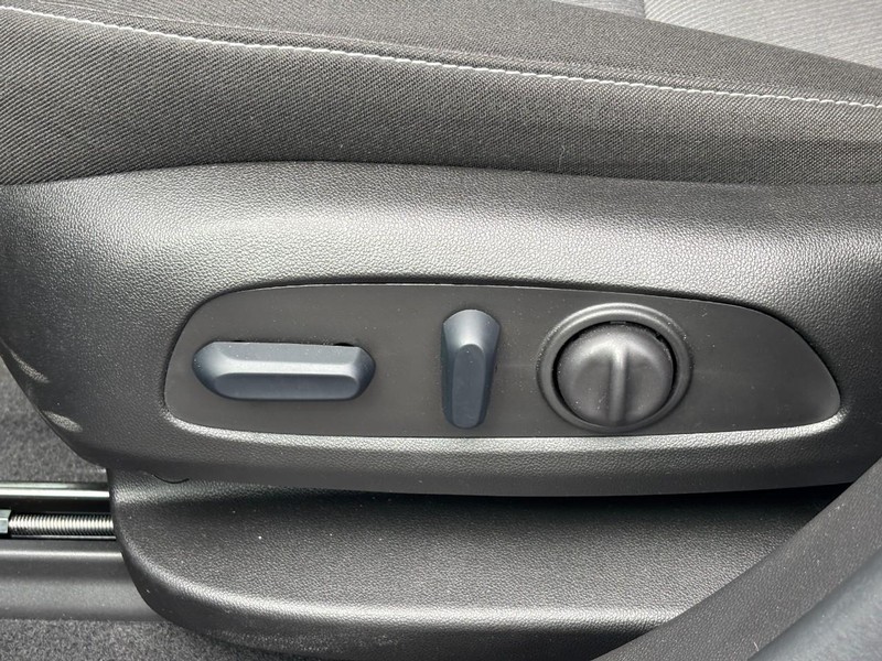 Chevrolet Blazer Vehicle Full-screen Gallery Image 15