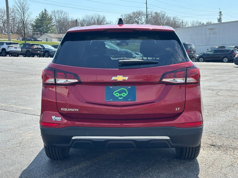 Chevrolet Equinox Vehicle Full-screen Gallery Image 4