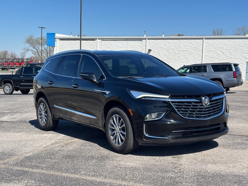 Buick Enclave Vehicle Full-screen Gallery Image 07