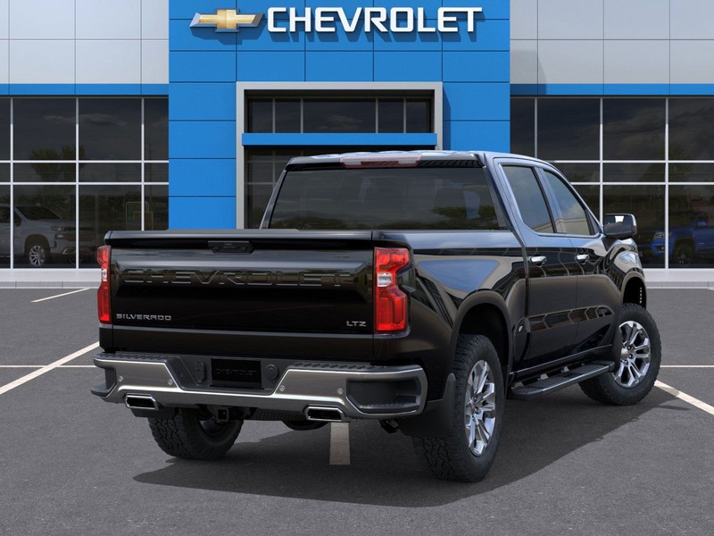 Chevrolet Silverado 1500 Vehicle Full-screen Gallery Image 4
