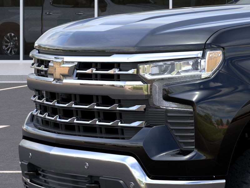 Chevrolet Silverado 1500 Vehicle Full-screen Gallery Image 13