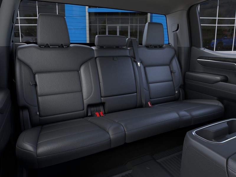 Chevrolet Silverado 1500 Vehicle Full-screen Gallery Image 17