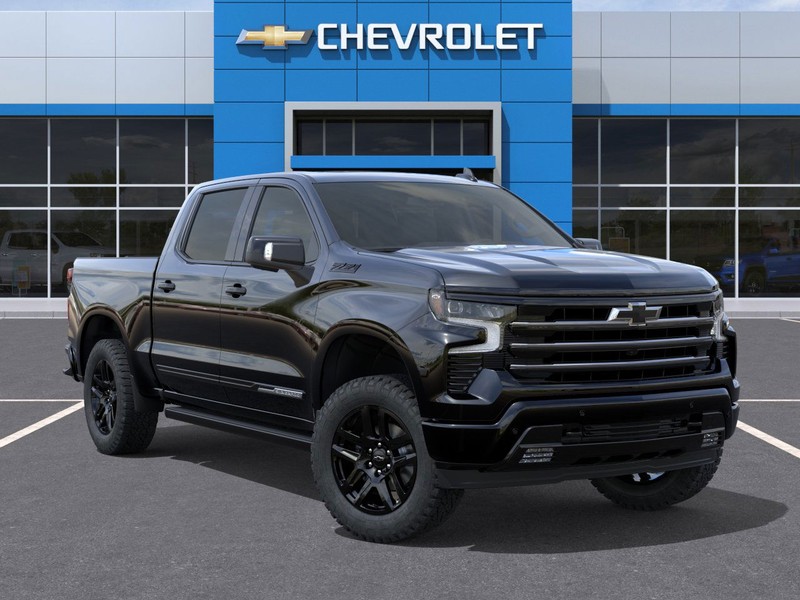 Chevrolet Silverado 1500 Vehicle Full-screen Gallery Image 7
