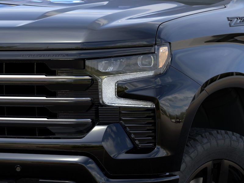 Chevrolet Silverado 1500 Vehicle Full-screen Gallery Image 10