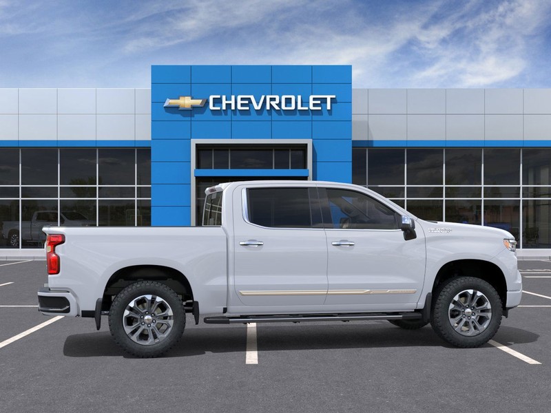 Chevrolet Silverado 1500 Vehicle Full-screen Gallery Image 5
