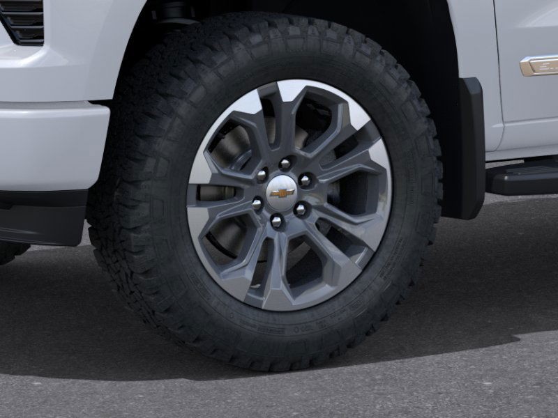 Chevrolet Silverado 1500 Vehicle Full-screen Gallery Image 9