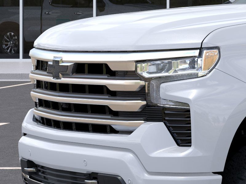 Chevrolet Silverado 1500 Vehicle Full-screen Gallery Image 13