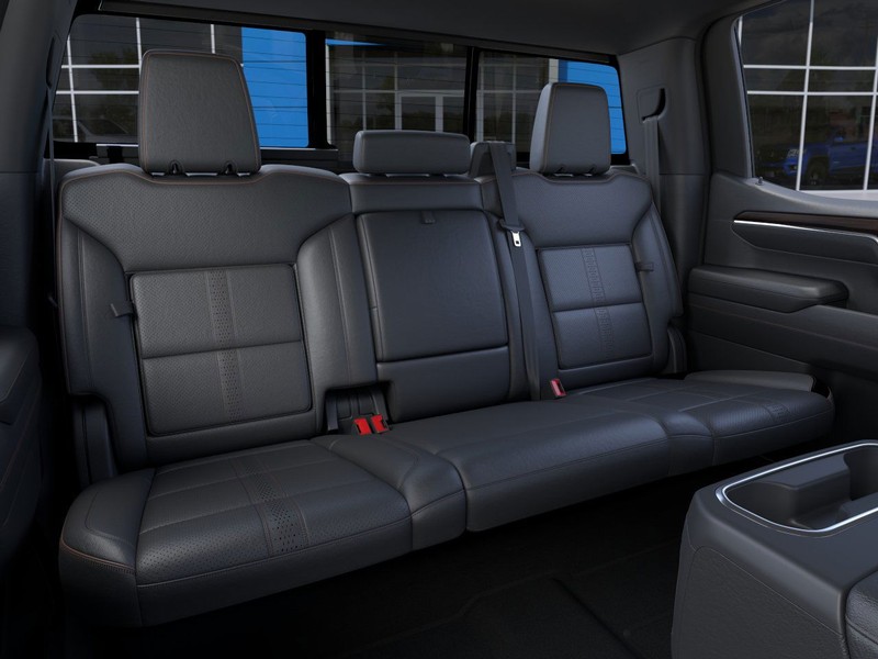 Chevrolet Silverado 1500 Vehicle Full-screen Gallery Image 17