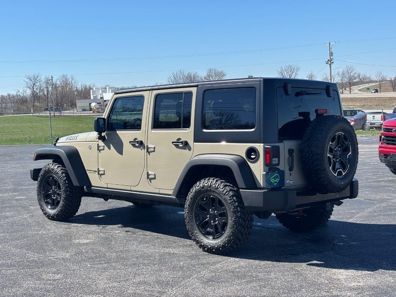 Jeep Wrangler JK Unlimited Vehicle Full-screen Gallery Image 3
