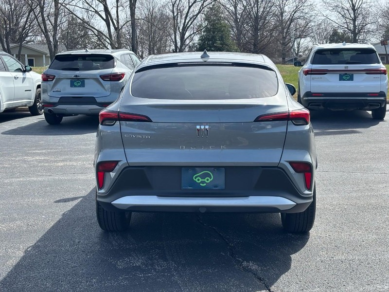 Buick Envista Vehicle Full-screen Gallery Image 04