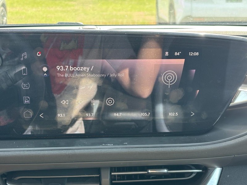 Buick Envista Vehicle Full-screen Gallery Image 20