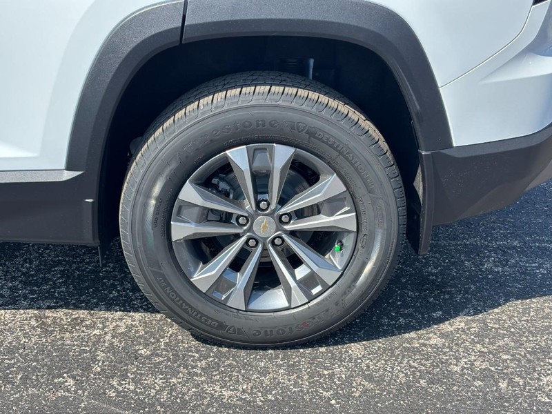 Chevrolet Equinox Vehicle Full-screen Gallery Image 4
