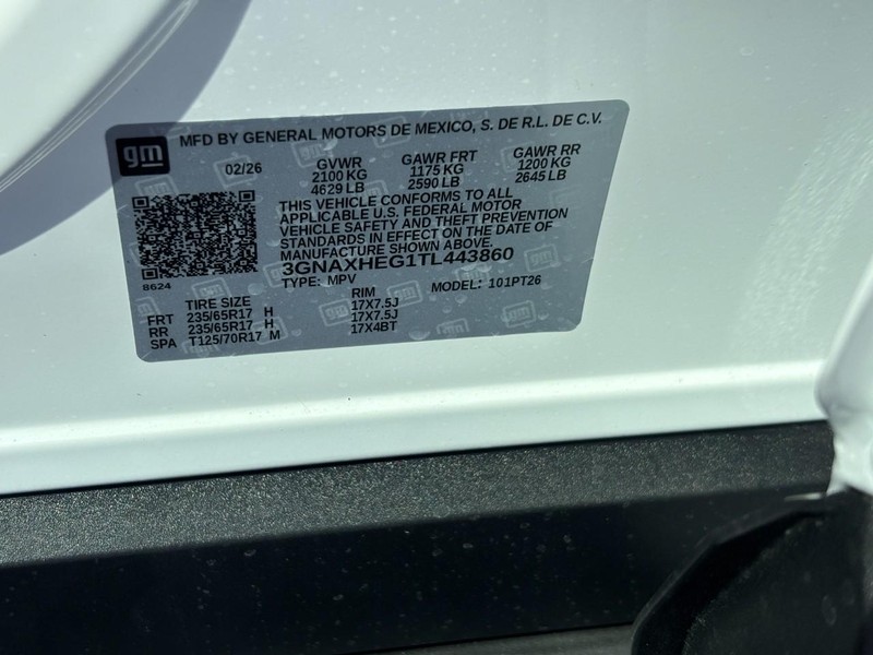 Chevrolet Equinox Vehicle Full-screen Gallery Image 19