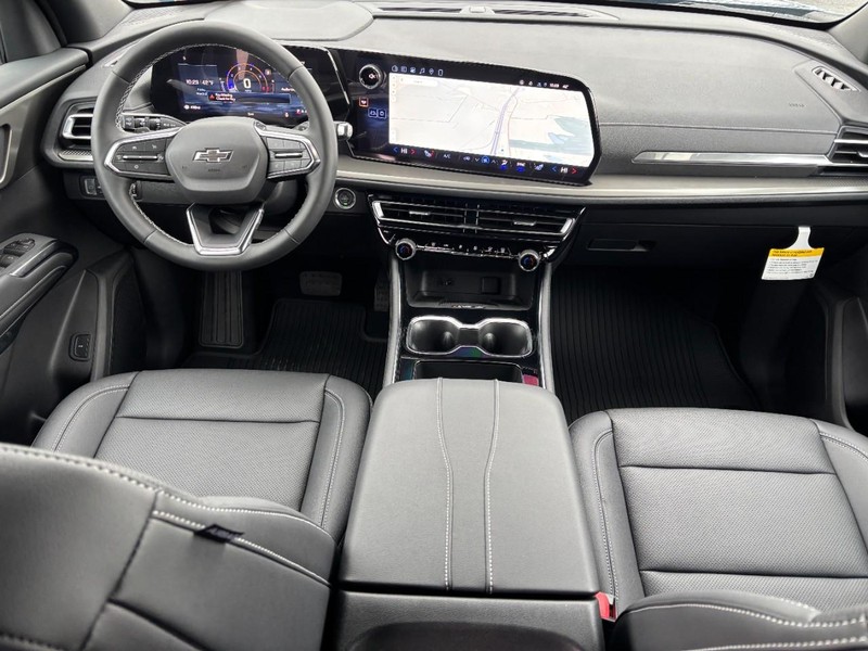 Chevrolet Traverse Vehicle Full-screen Gallery Image 7