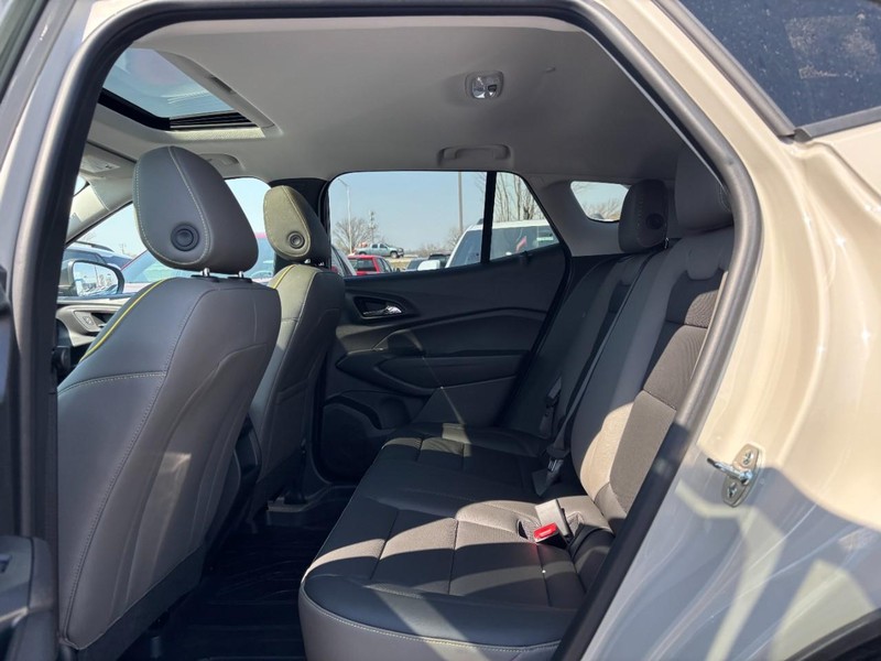 Chevrolet Trax Vehicle Full-screen Gallery Image 5