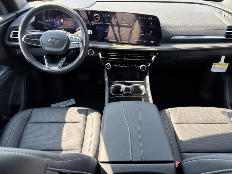 Chevrolet Traverse Vehicle Full-screen Gallery Image 7
