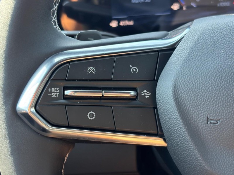 Chevrolet Traverse Vehicle Full-screen Gallery Image 13