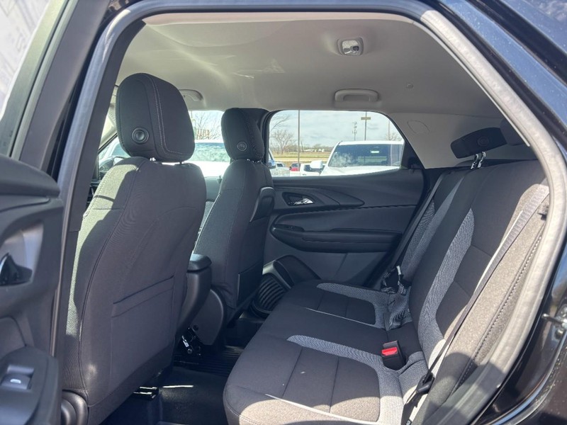 Chevrolet TrailBlazer Vehicle Full-screen Gallery Image 5