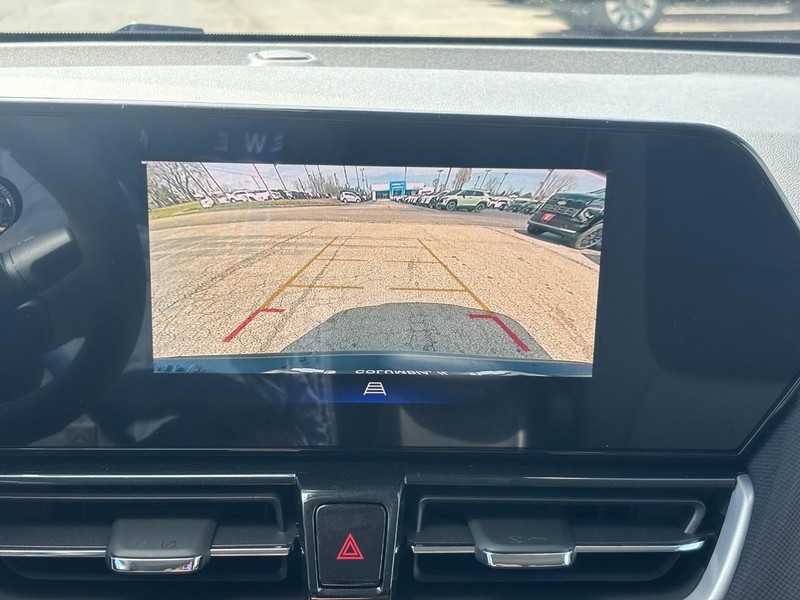 Chevrolet TrailBlazer Vehicle Full-screen Gallery Image 16