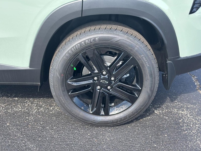 Chevrolet Trax Vehicle Full-screen Gallery Image 4
