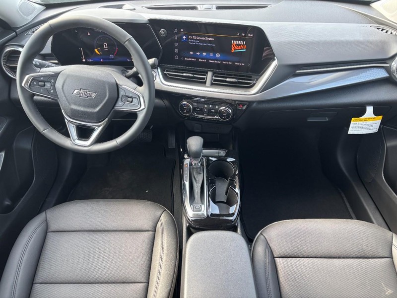 Chevrolet Trax Vehicle Full-screen Gallery Image 6