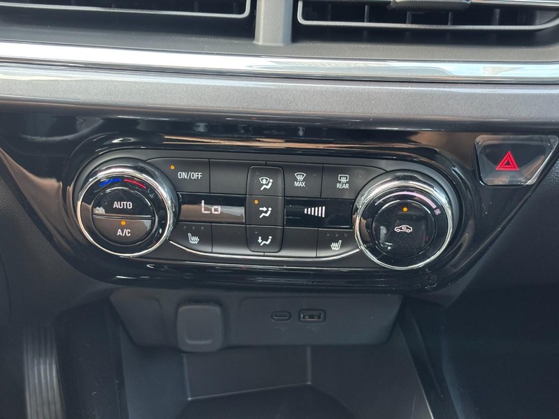 Chevrolet Trax Vehicle Full-screen Gallery Image 17