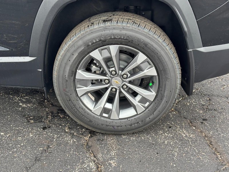 Chevrolet Equinox Vehicle Full-screen Gallery Image 4