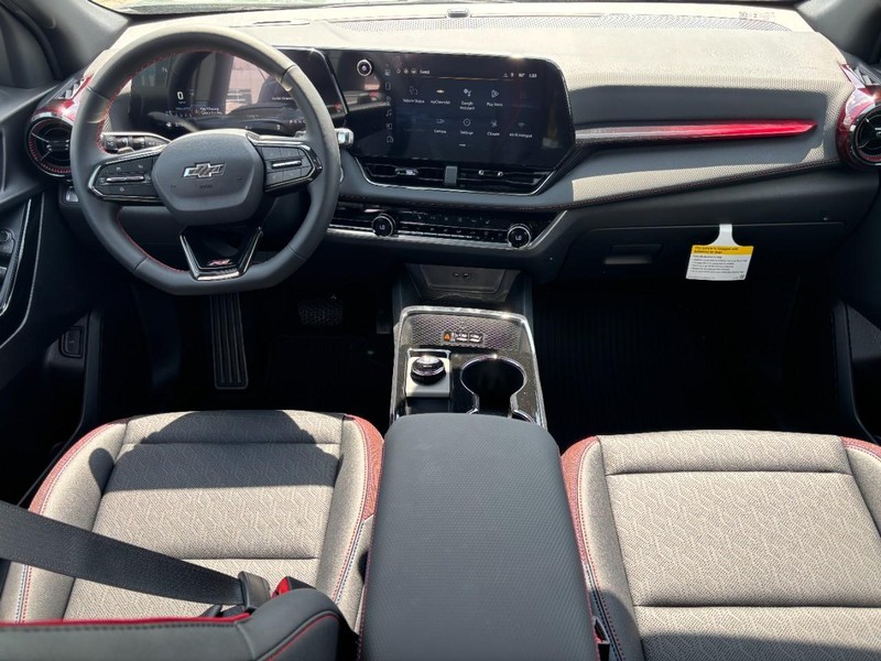 Chevrolet Equinox Vehicle Full-screen Gallery Image 6