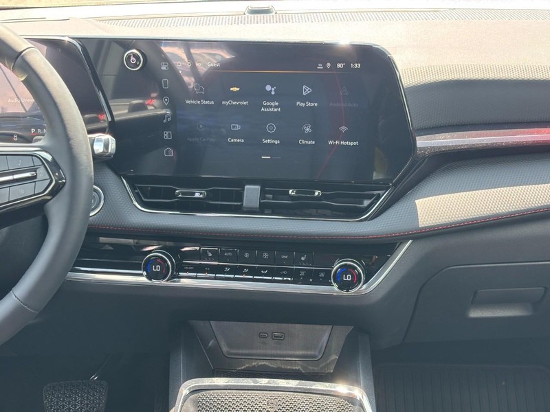 Chevrolet Equinox Vehicle Full-screen Gallery Image 8