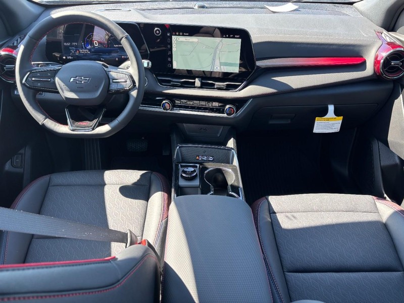 Chevrolet Equinox Vehicle Full-screen Gallery Image 6