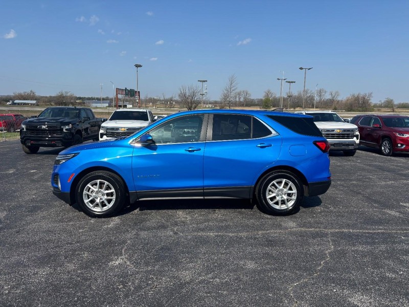 Chevrolet Equinox Vehicle Full-screen Gallery Image 2