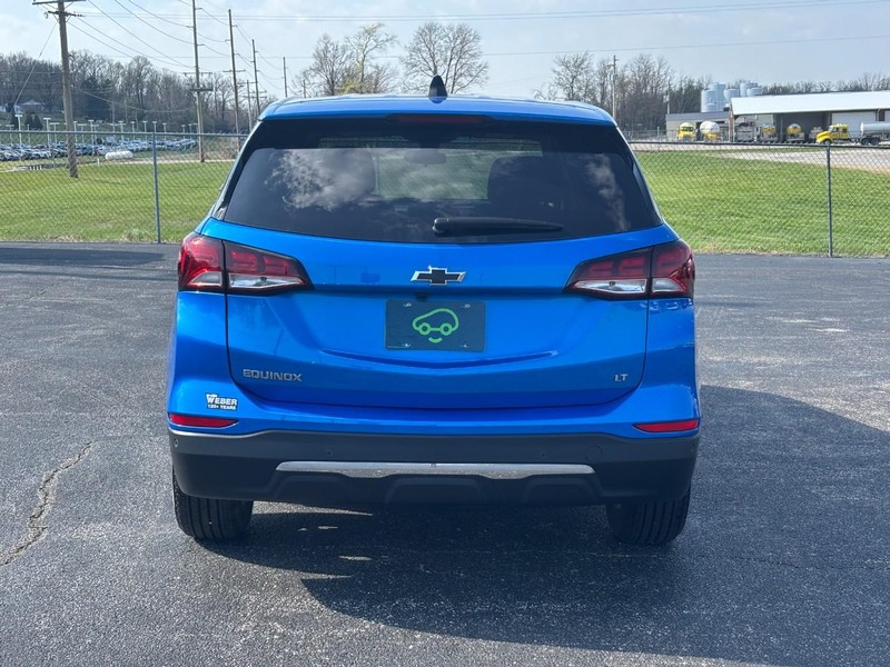 Chevrolet Equinox Vehicle Full-screen Gallery Image 4