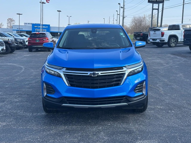 Chevrolet Equinox Vehicle Full-screen Gallery Image 8